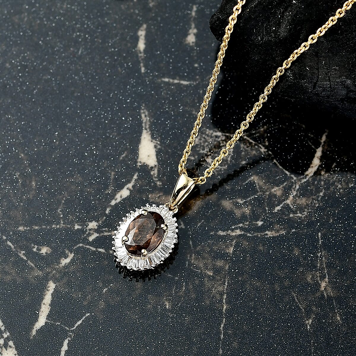 Luxoro AAA Madagascar Color Change Garnet and I2 Diamond 1.20 ctw Starry Bloom Pendant Necklace in 10K Yellow Gold 20 Inches image number 1