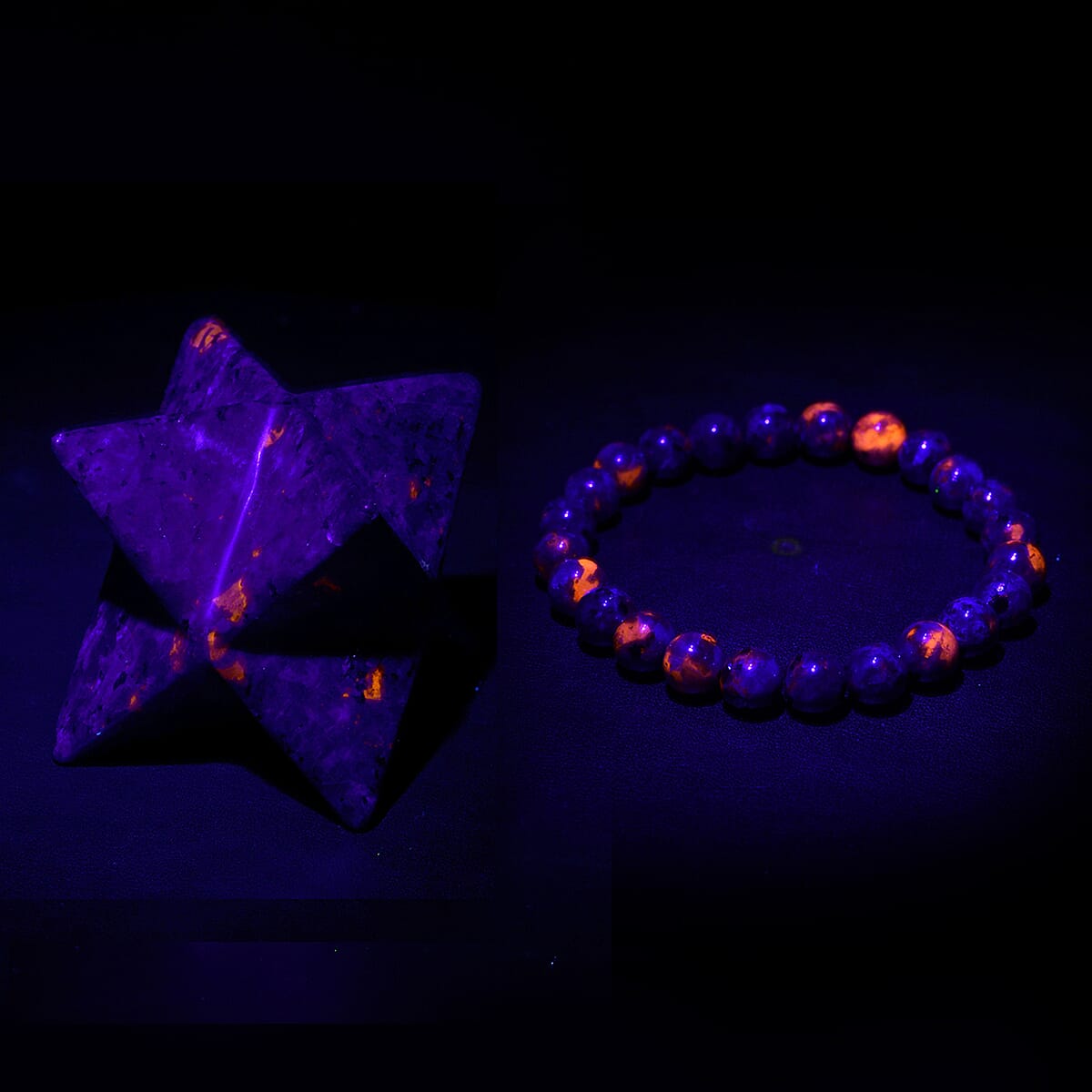 Natural Yooperlite 1655.00 ctw Makaba and Beaded Stretch Bracelet with Free UV Flash Light  image number 2