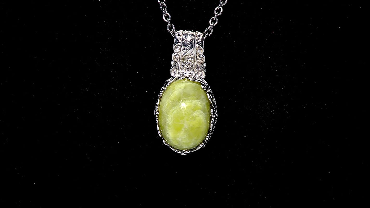 EverTrue Connemara Marble Celtic Filigree Pendant in Platinum Bond with Stainless Steel Necklace 6.40 ctw (20 Inches)
