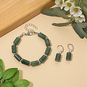 Green Aventurine 136.40 ctw Bracelet (7.00-9.00In) and Lever Back Earrings in Silvertone