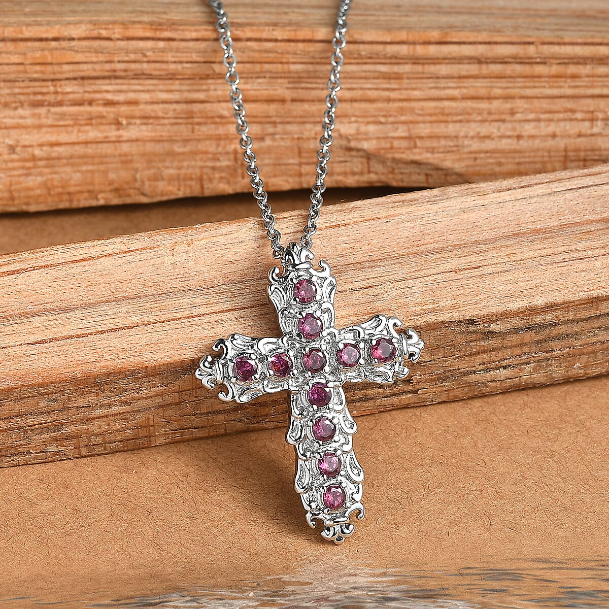 EverTrue Orissa Rhodolite Garnet 1.25 ctw Pendant Necklace in Stainless Steel 20 Inches image number 1