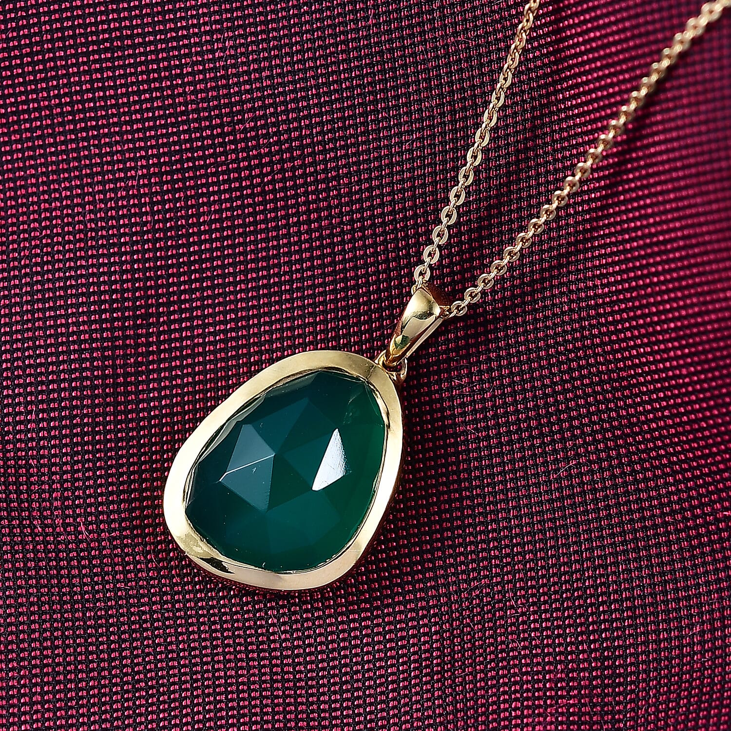 D'Joy Green Onyx 8.50 ctw Pendant Necklace in 18K Vermeil Yellow Gold Over Sterling Silver 20 Inches 