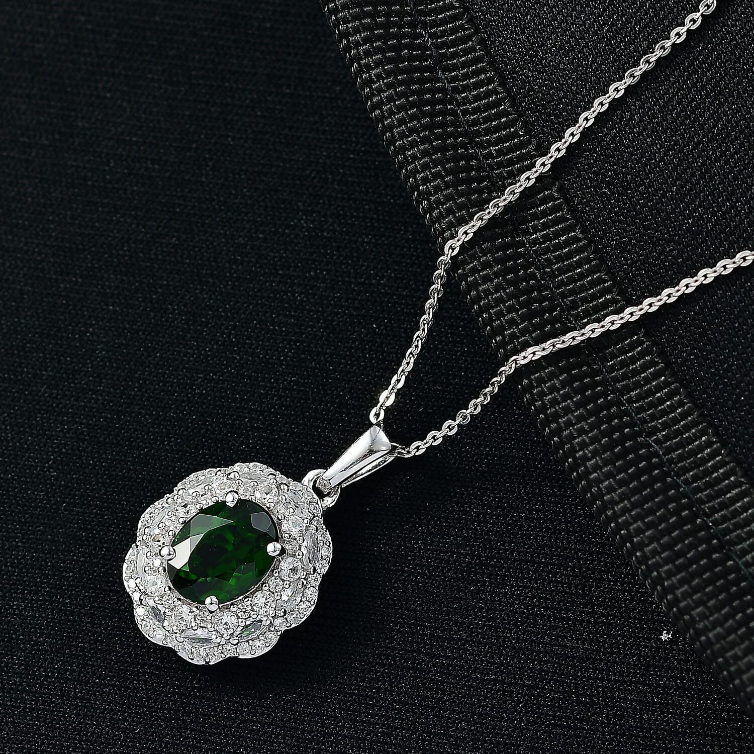 Chrome Diopside - Product card gallery slide 2 (10176698614073)