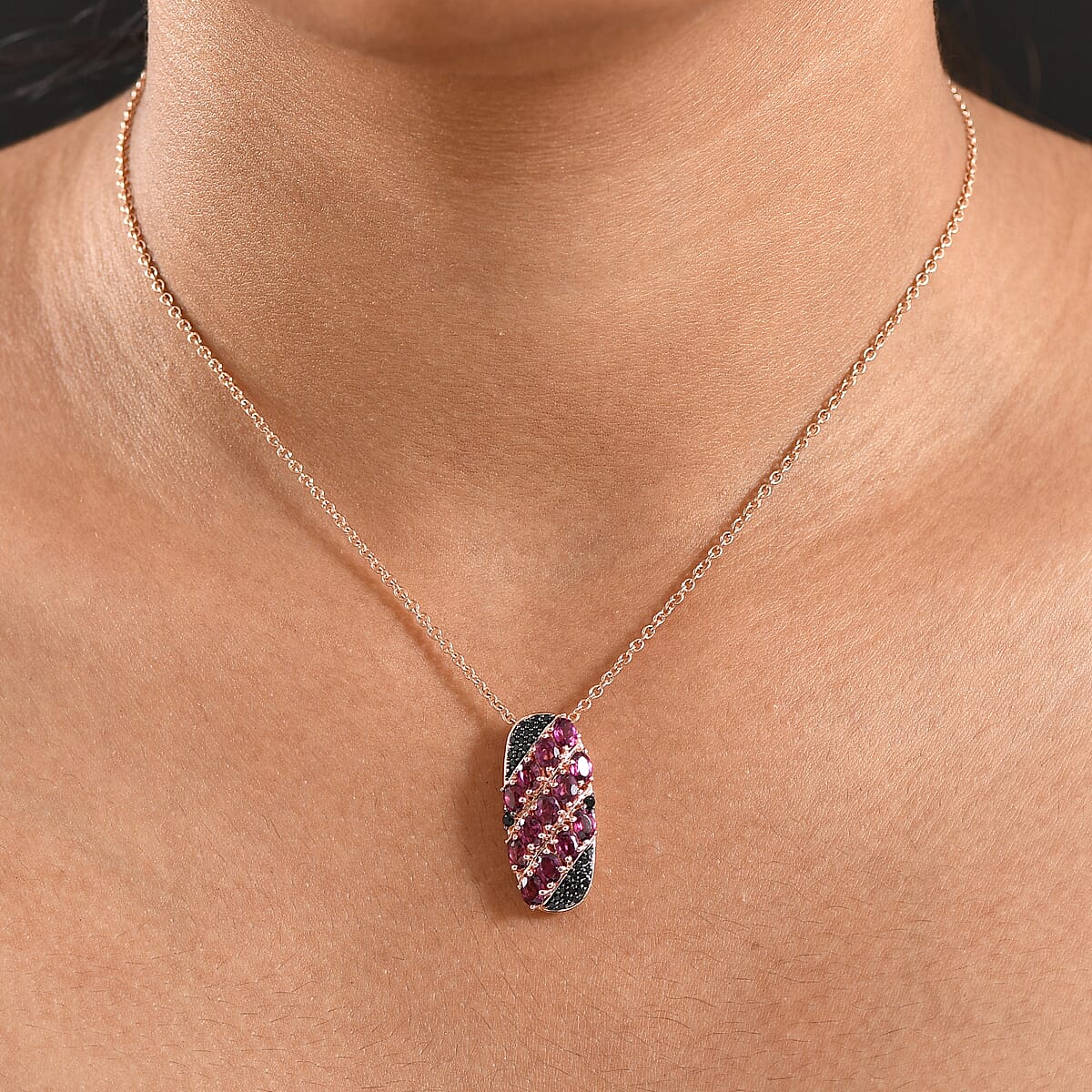 EverTrue Orissa Rhodolite Garnet and Thai Black Spinel 3.30 ctw Pendant in 18K RG Plated with ION Plated RG Stainless Steel Necklace 20 Inches image number 2