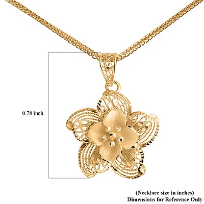 Blooming Flower Pendant Necklace in 10K Yellow Gold 3.10 Grams 20 Inches