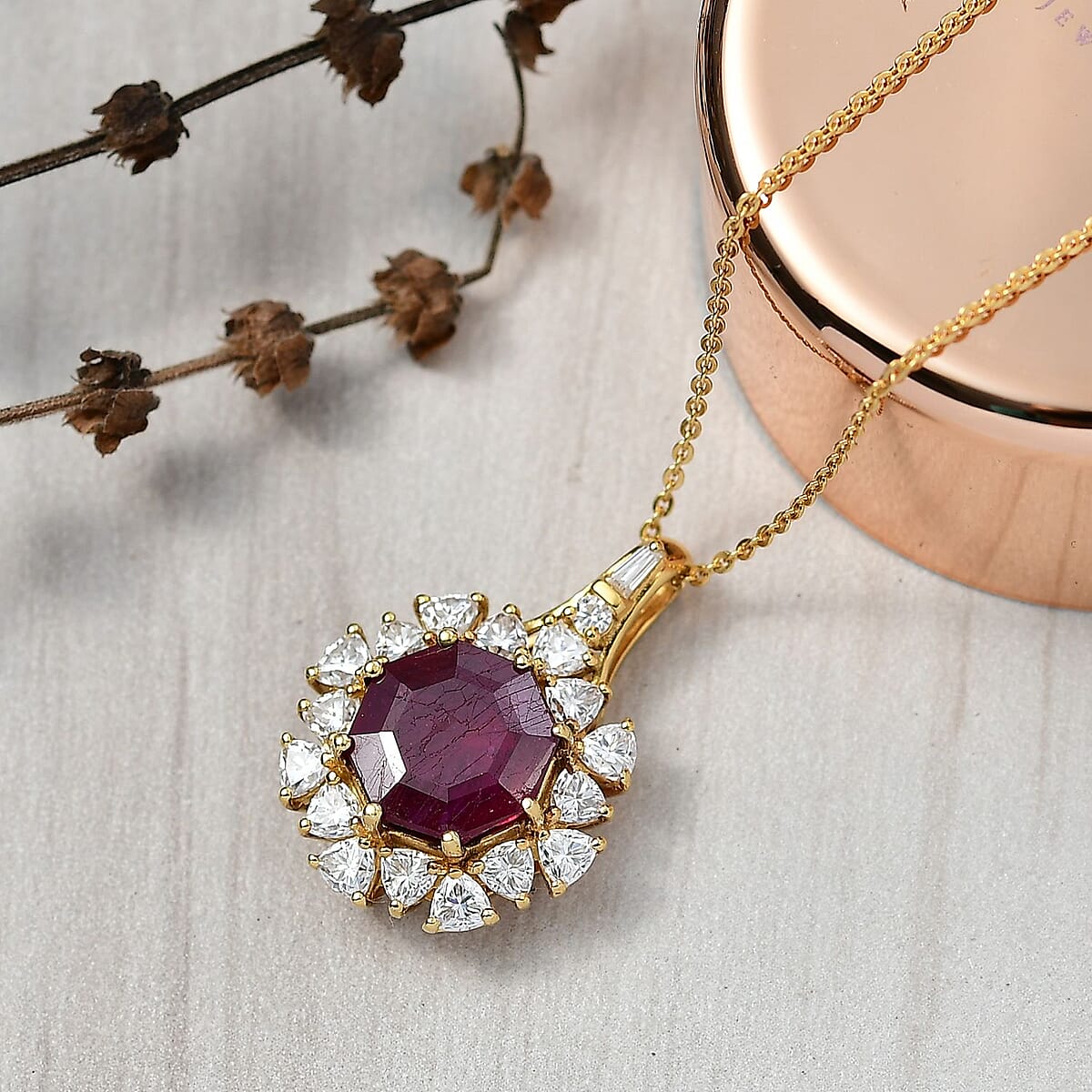 D'Joy Niassa Ruby (FF), Moissanite Pendant Necklace (20 Inches) in 18K Vermeil YG Over Sterling Silver 8.00 ctw image number 1