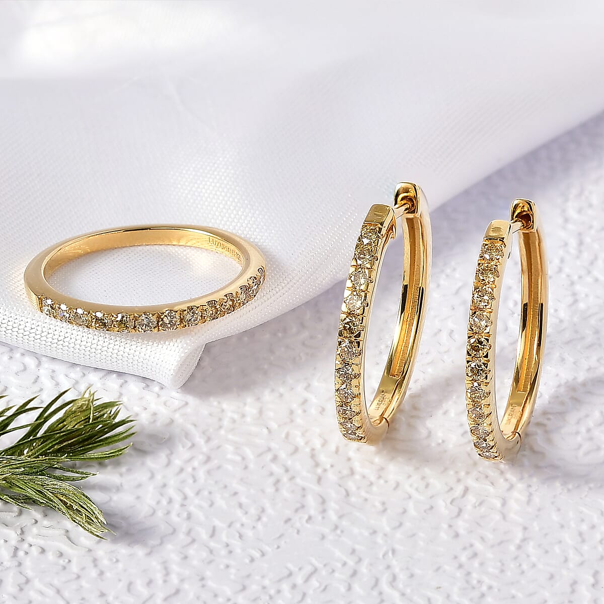 Doorbuster 2 Piece Set Luxuriant Lab Grown Yellow Diamond SI 0.85 ctw Band Ring (Size 10.0) and Hoop Earrings in 18K Vermeil Yellow Gold Over Sterling Silver (Del. in 10-12 Days) image number 1