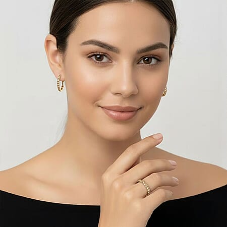Lab Grown Yellow Diamond / 10 - Product card gallery slide 2 (10176699990329)