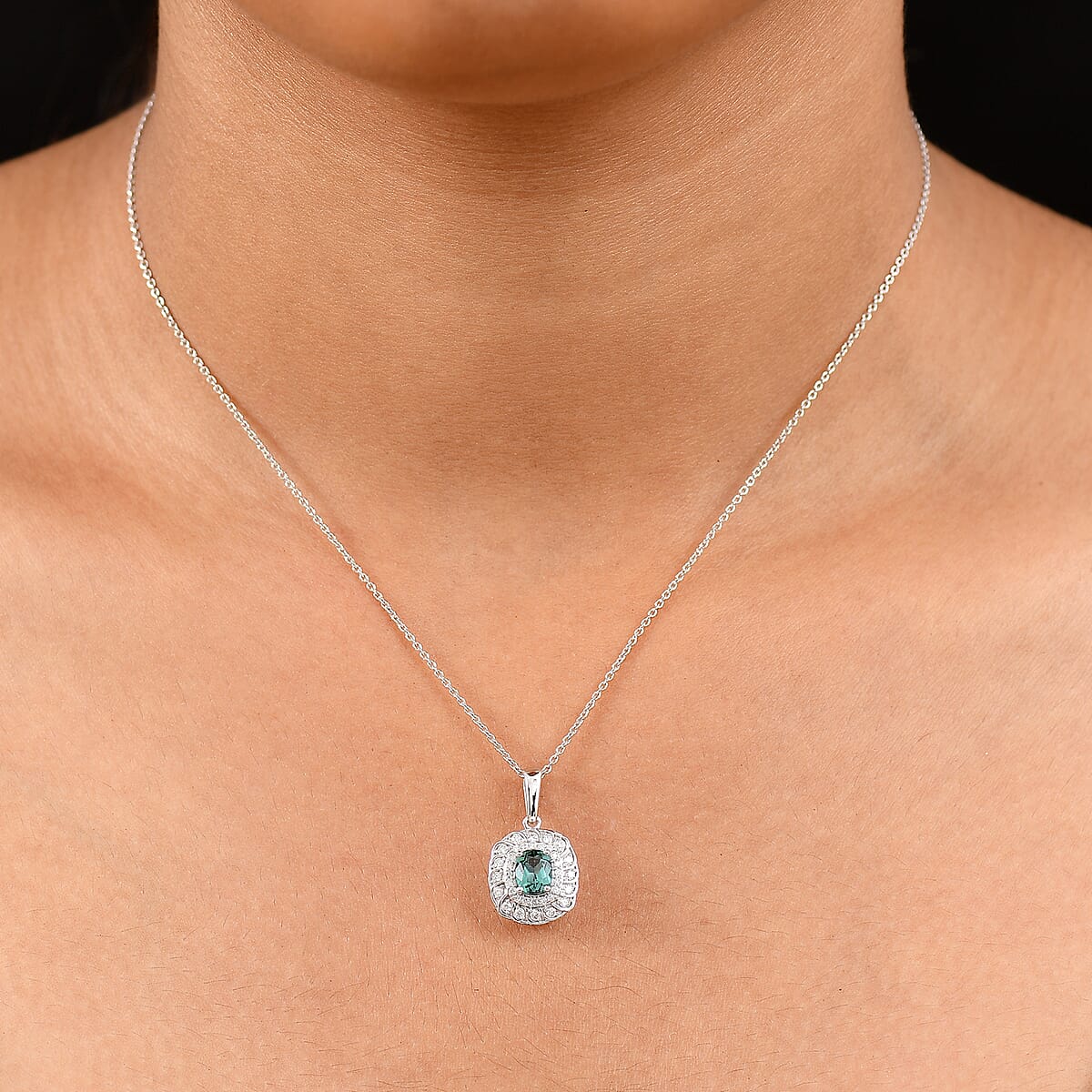 Certified and Appraised Luxoro AAA Pirineu Lagoon Tourmaline and I2 Diamond 1.03 ctw Pendant Necklace in 10K White Gold 20 Inches image number 2