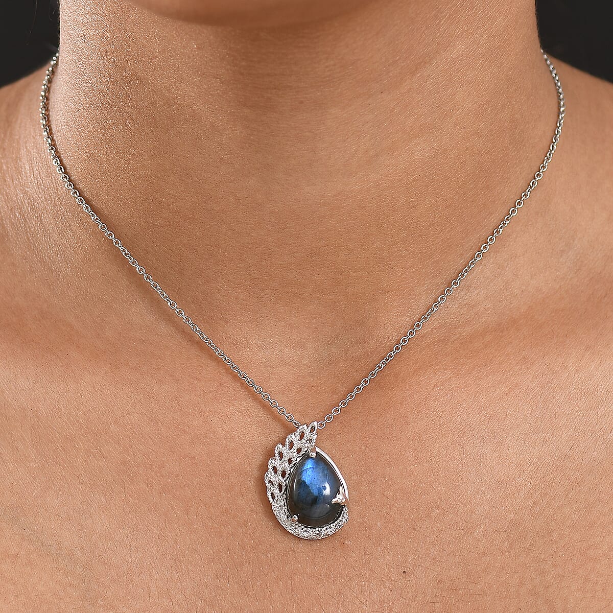 EverTrue AAA Malagasy Labradorite and White Zircon 8.90 ctw Pendant in Platinum Bond with Stainless Steel Necklace 20 Inches image number 2