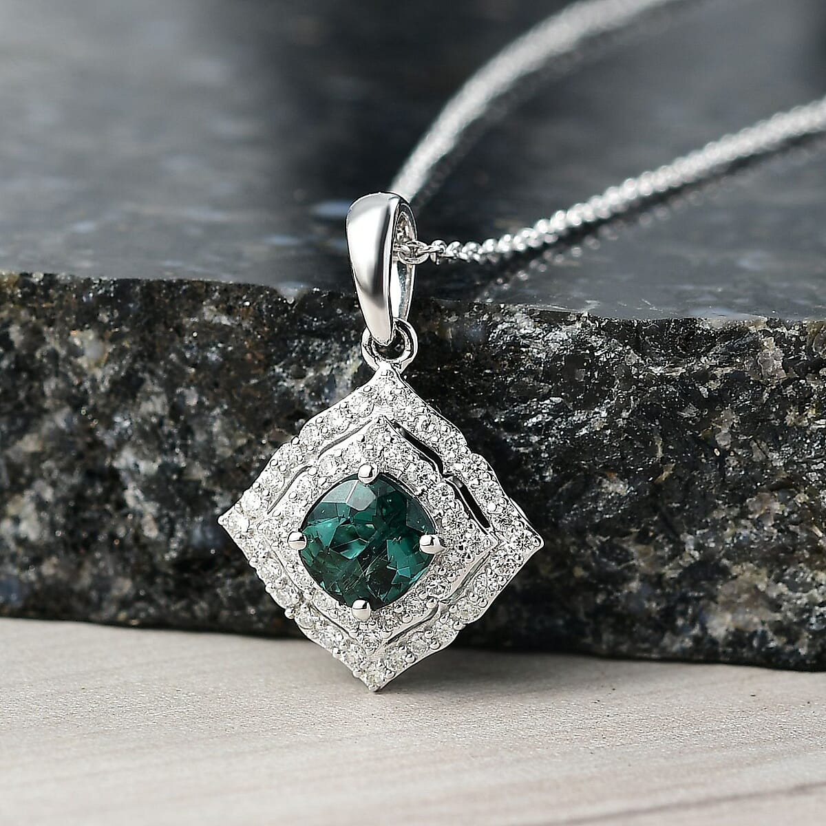 Certified & Appraised Luxoro AAA Pirineu Lagoon Tourmaline and I2 Diamond 1.21 ctw Pendant Necklace 20 Inches in 10K White Gold 4.94 Grams image number 1