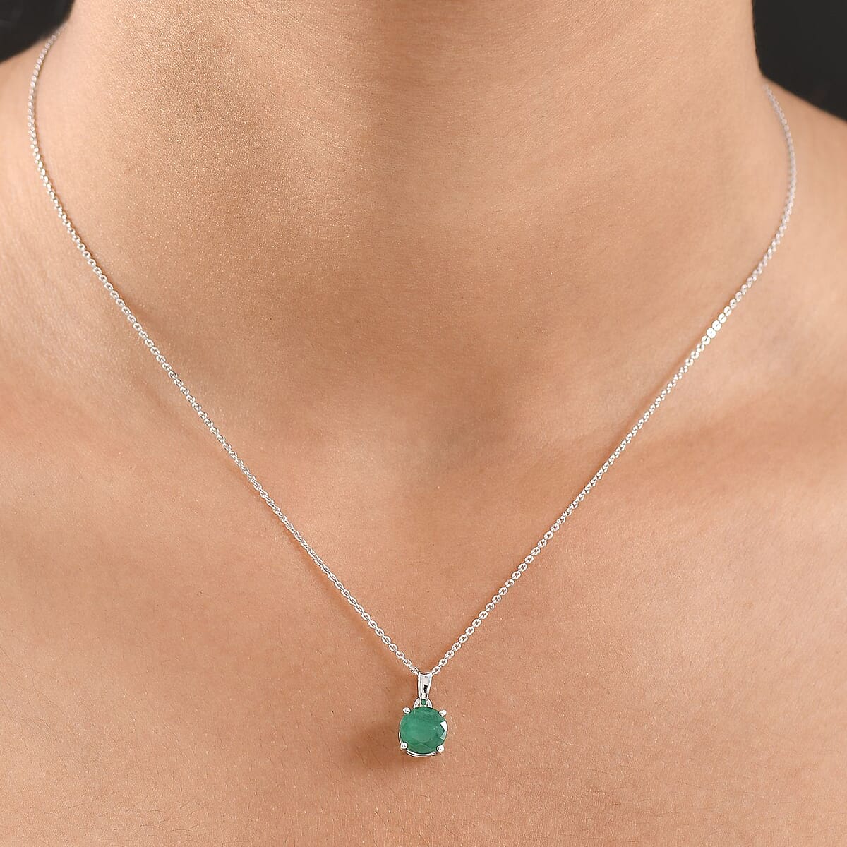 D'Joy Socoto Emerald 1.20 ctw Pendant Necklace in Rhodium Over Sterling Silver 20 Inches image number 2