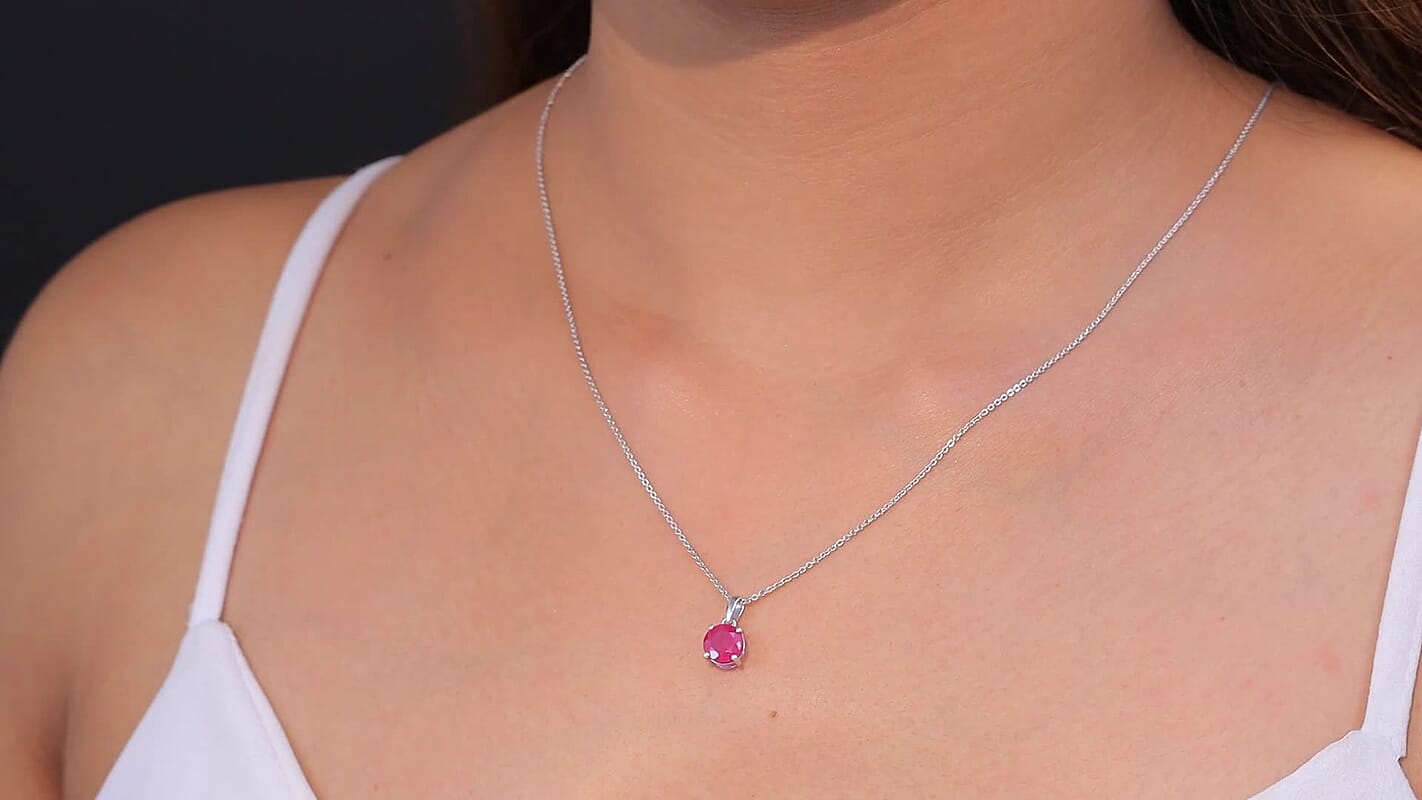 D'Joy Mozambique Garnet Pendant Necklace (20 Inches) in Rhodium Over Sterling Silver 1.50 ctw