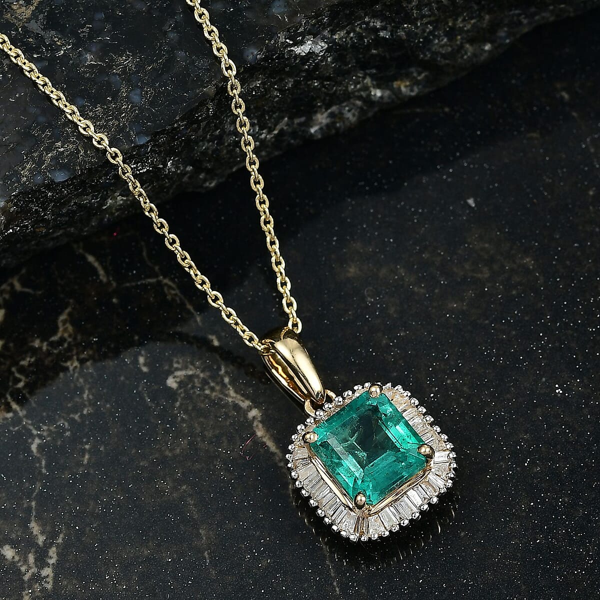 Luxoro AAA Kagem Zambian Emerald and G-H I2 Diamond 2.10 ctw Pendant Necklace in 14K Yellow Gold 20 Inches image number 1
