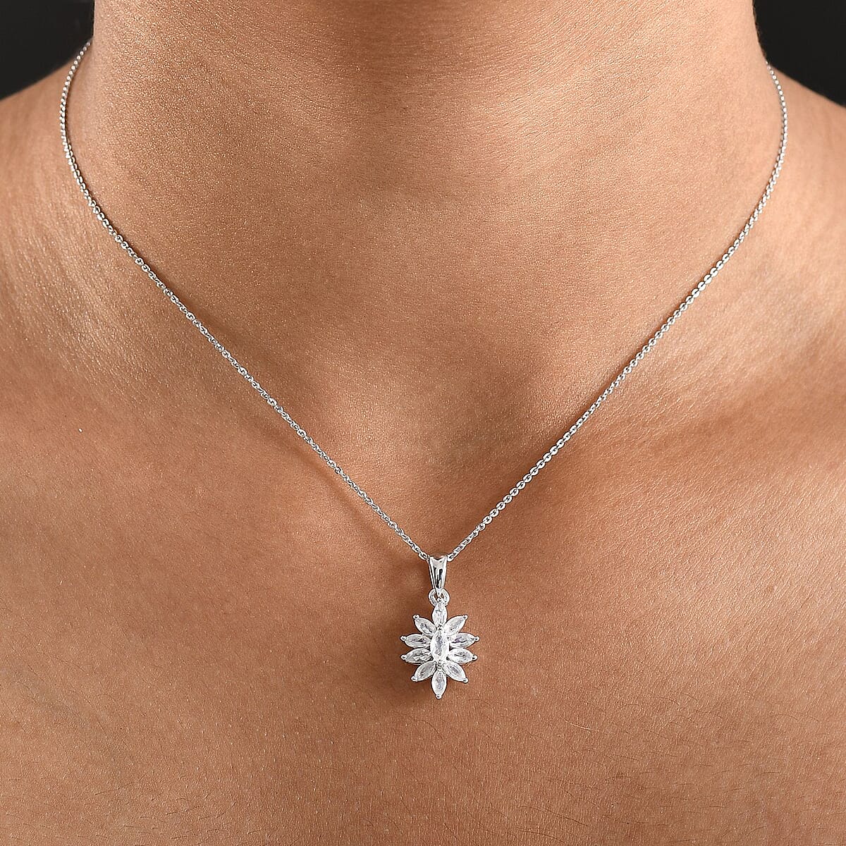 D'Joy Rainbow Moonstone 1.00 ctw Pendant Necklace in Rhodium Over Sterling Silver 20 Inches  image number 2