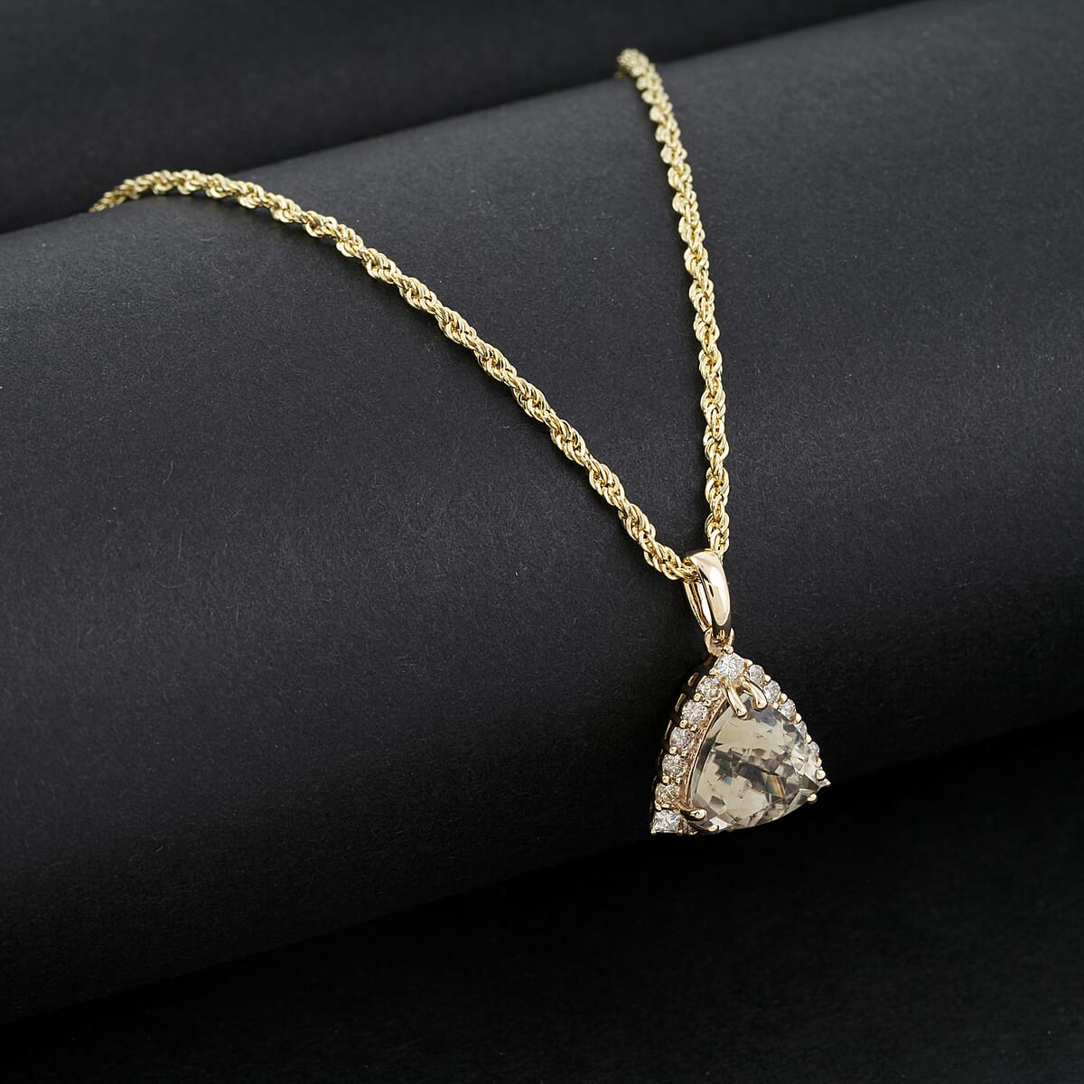 Certified & Appraised Luxoro AAA Turkizite and G-H I2 Diamond 3.50 ctw Pendant Necklace 18 Inches in 10K Yellow Gold  image number 1
