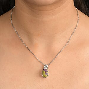 EverTrue Tasmanian Stichtite 6.90 ctw Natures Mystic Pendant Necklace in Stainless Steel (20 Inches)