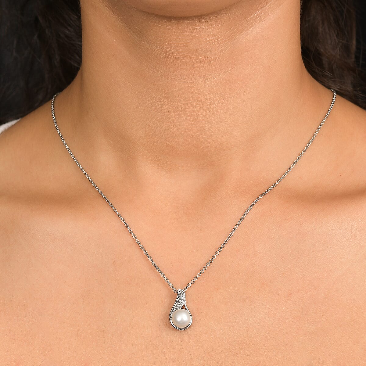 EverTrue Fresh Water Pearl Pendant Necklace in Stainless Steel 20 Inches  image number 2