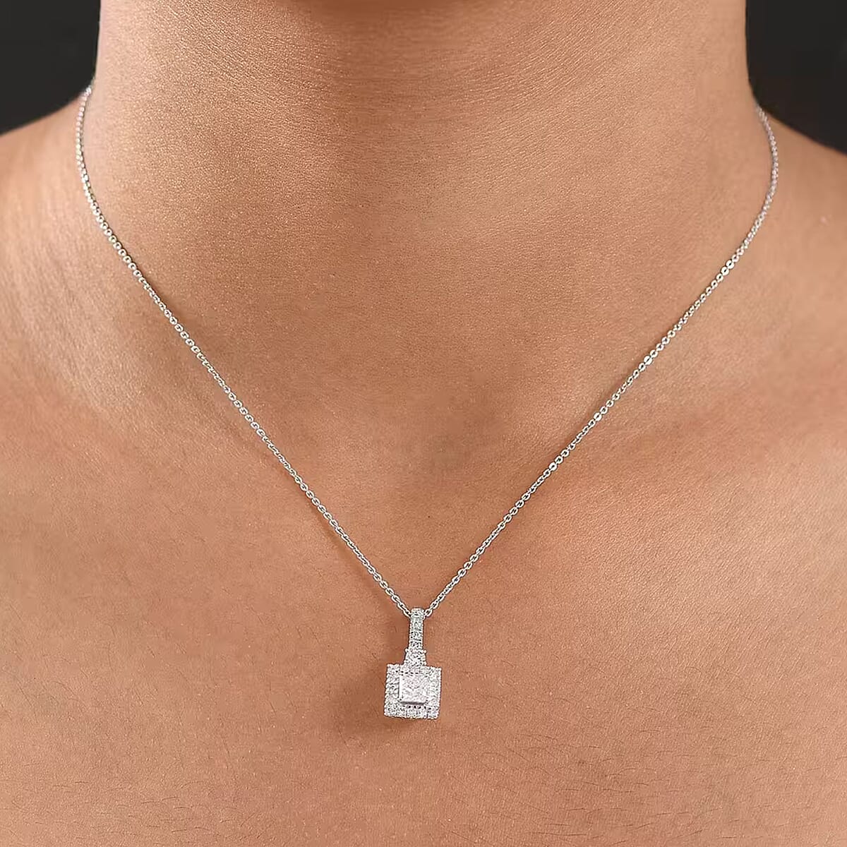 Luxuriant Lab Grown Diamond G-H SI 0.90 ctw Classic Halo Pendant Necklace in Rhodium Over Sterling Silver 20 Inches image number 1