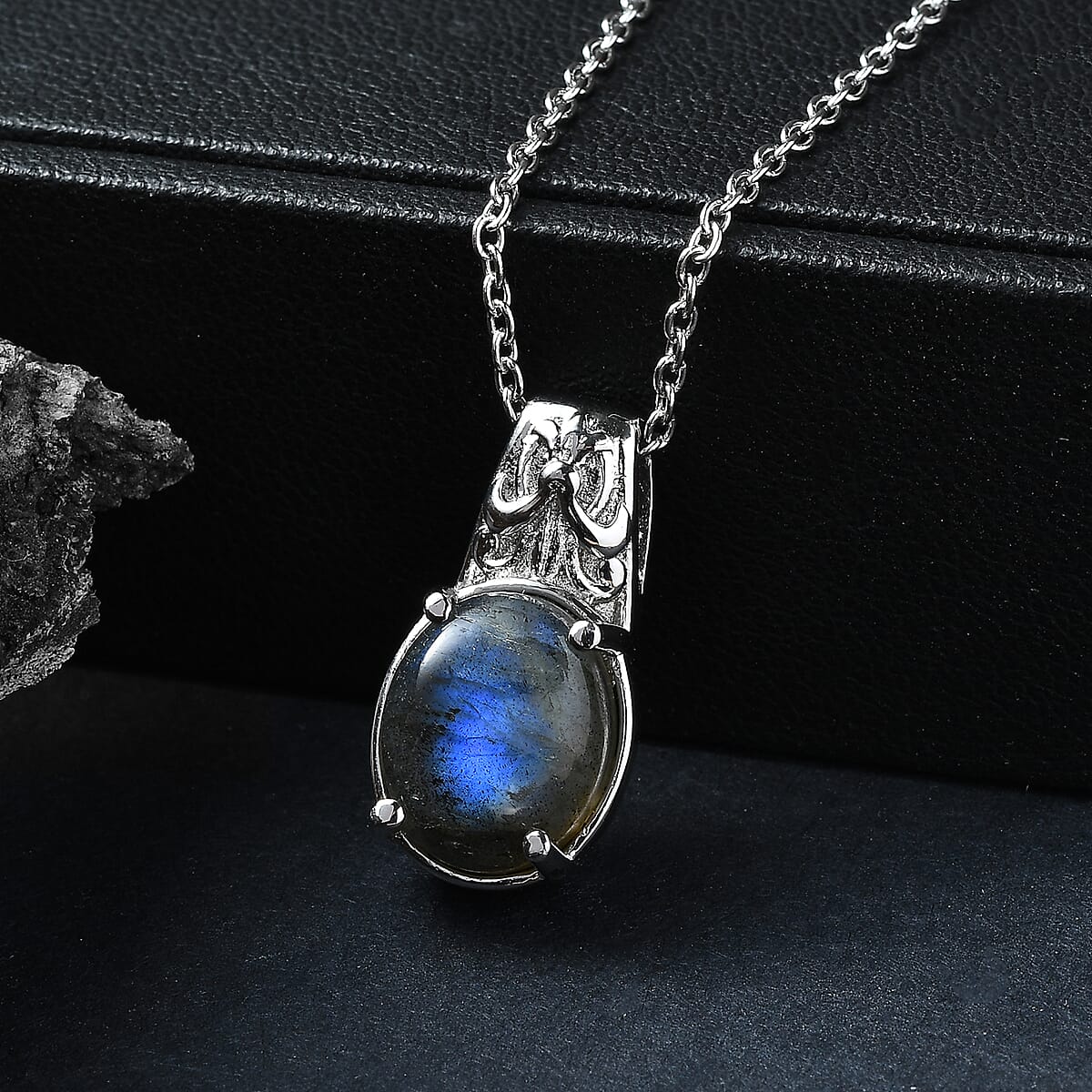 EverTrue Malagasy Labradorite 5.60 ctw Pendant Necklace in Stainless Steel 20 Inches  image number 1