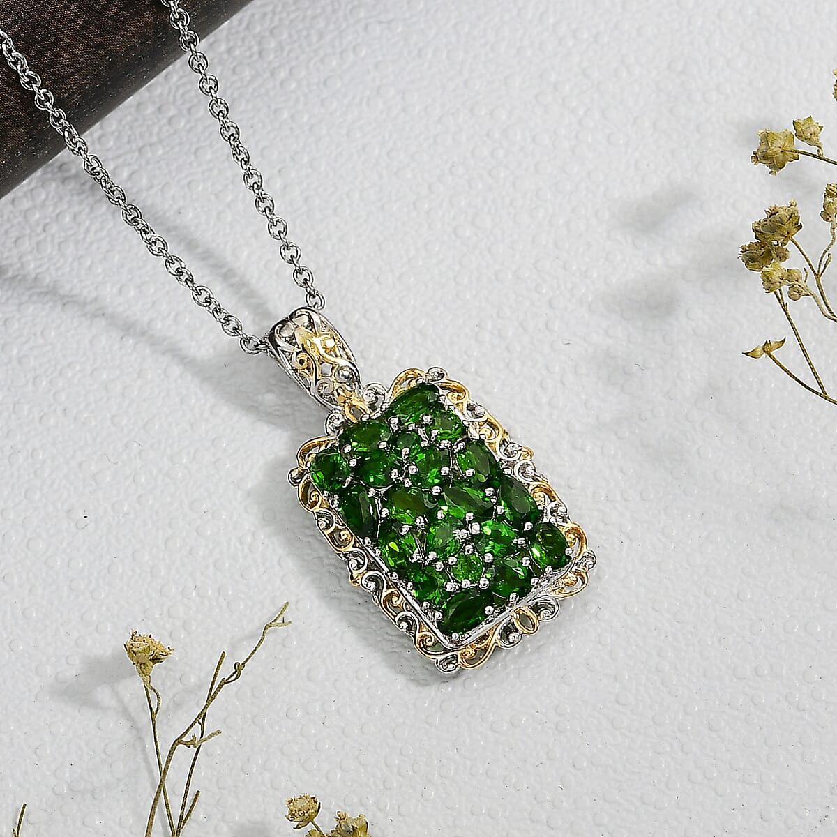 EverTrue Chrome Diopside 3.65 ctw Pendant in 18K YG Plated and Platinum Bond with Stainless Steel Necklace (20 Inches) image number 1
