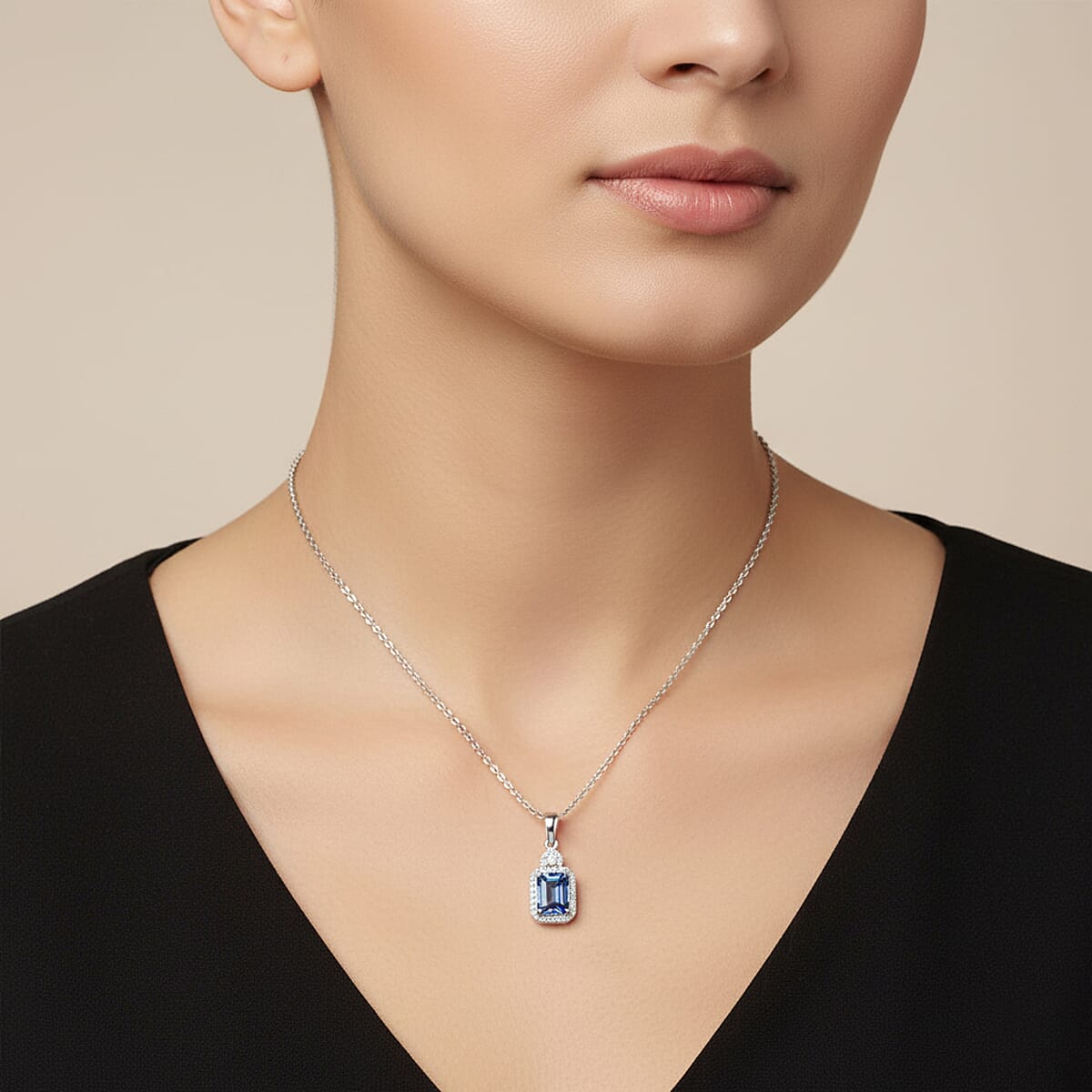 Luxoro AAA Peacock Tanzanite and Diamond I2 2.35 ctw Celestial Halo Pendant Necklace in 10K White Gold 20 Inches image number 2