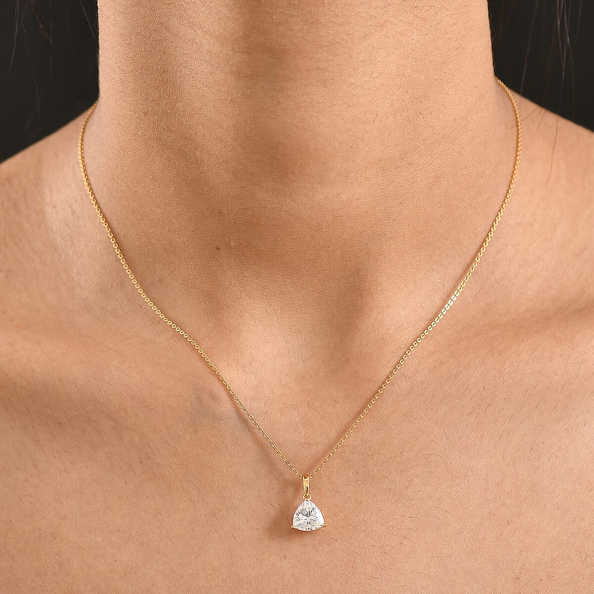 D'Joy Strontium Titanate 2.60 ctw Classic Solitaire Pendant Necklace 20 Inches in 18K Vermeil Yellow Gold Over Sterling Silver image number 2