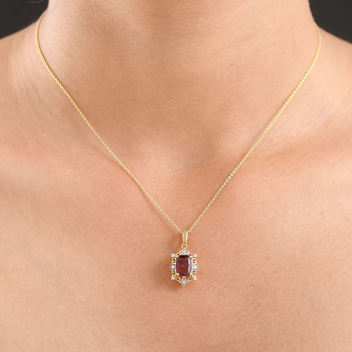 D'Joy Premium Red Citrine and Moissanite 1.50 ctw Crown of Flames Pendant Necklace in 18K Vermeil Yellow Gold Over Sterling Silver 20 Inches image number 2