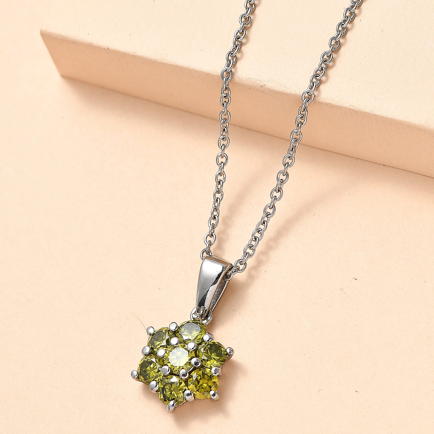EverTrue Simulated Olive Green Diamond 3.25 ctw Pendant Necklace in Stainless Steel 20 Inches