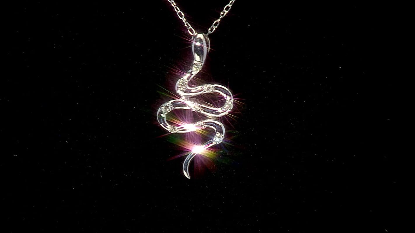 Luxuriant Lab Grown Diamond G-H SI 0.10 ctw Serpent Pendant Necklace in Rhodium Over Sterling Silver 20 Inches
