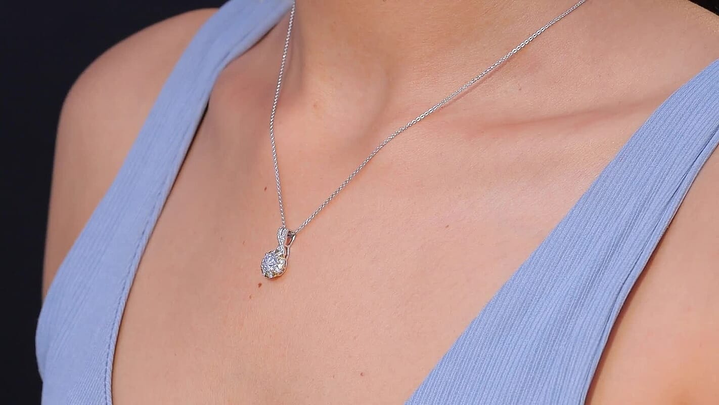 Luxuriant Lab Grown Diamond G-H SI 1.00 ctw Infinity Pendant Necklace in 18K Vermeil YG and Rhodium Over Sterling Silver 20 Inches