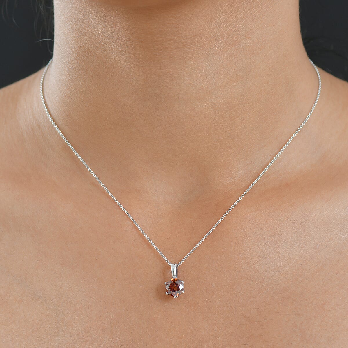 Luxuriant Lab Grown Red Diamond SI (IR) 1.50 ctw Rosetta Pendant Necklace 20 Inches in 10K White Gold image number 2