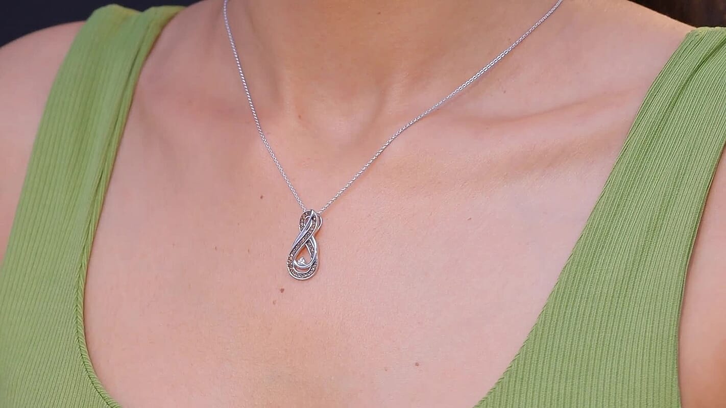 Luxuriant Lab Grown Red Diamond (IR) and Lab Grown Diamond 0.25 ctw Eternal Flame Pendant Necklace 20 Inches in Rhodium Over Sterling Silver