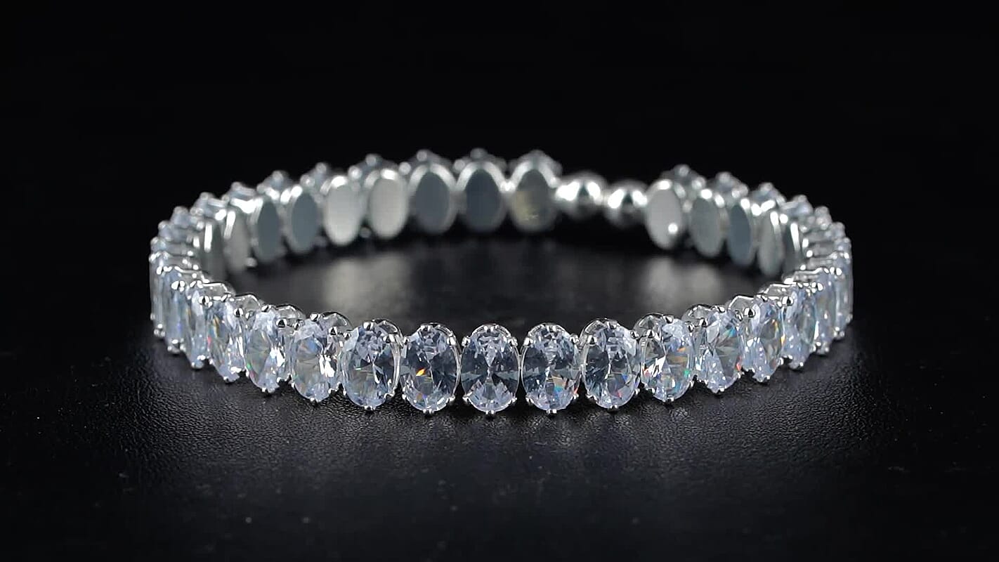 Epic Deal 2 Piece Set Simulated Diamond Chocker Necklace (17.0 Inches) and Bracelet (7.5In) in Silvertone 70.00 ctw
