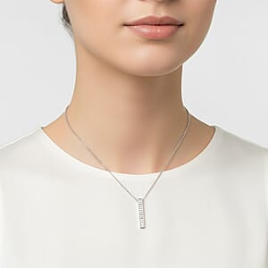 Luxuriant Lab Grown Diamond G-H VS 0.75 ctw Axis of Light Pendant Necklace in Sterling Silver 18 Inches