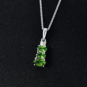 D'Joy Chrome Diopside, Diamond Oval Harmony Pendant Necklace in Rhodium Over Sterling Silver 1.00 ctw (20 Inches)