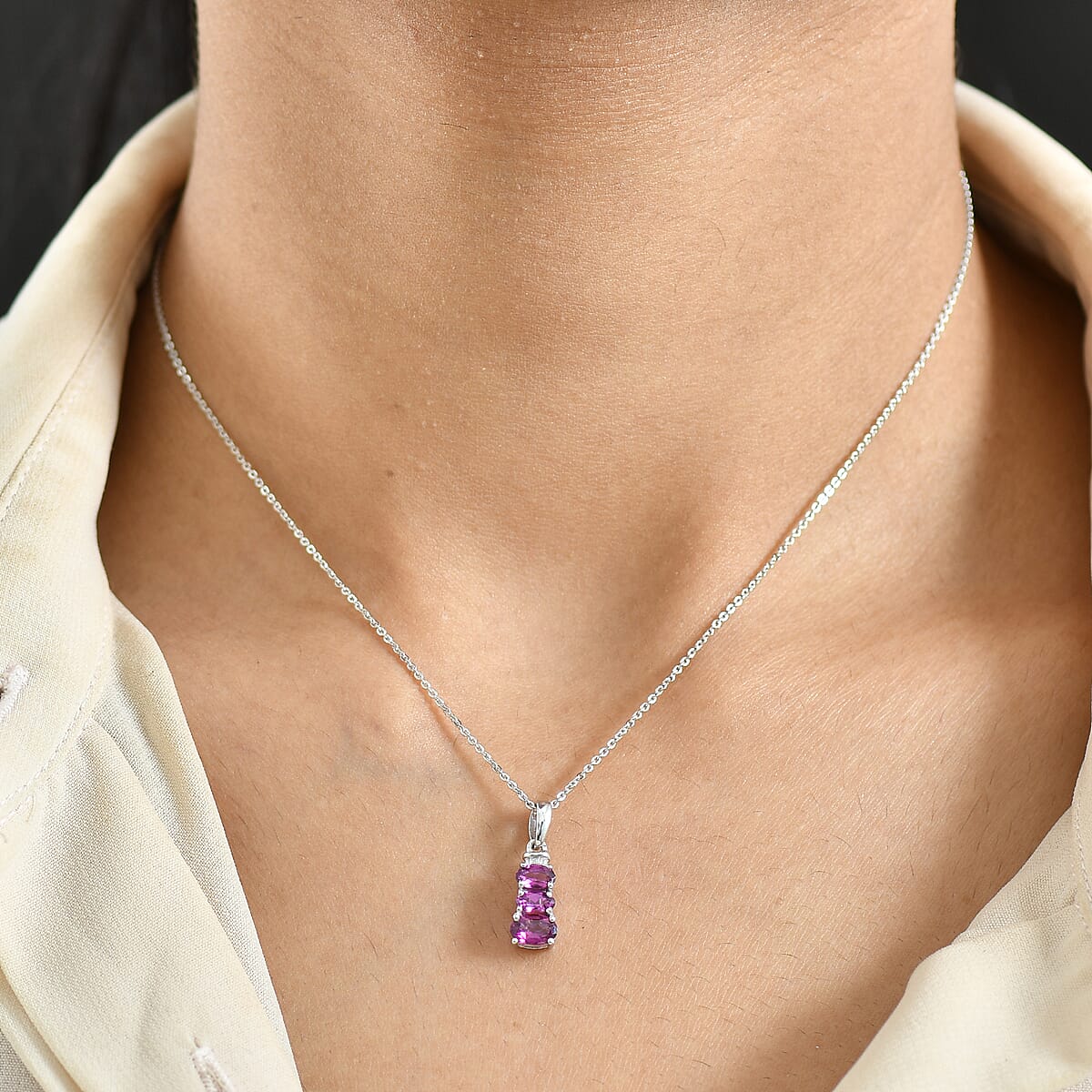 D'Joy Radiant Ember Garnet, Diamond Oval Harmony Pendant Necklace in Rhodium Over Sterling Silver 1.20 ctw (20 Inches) image number 2