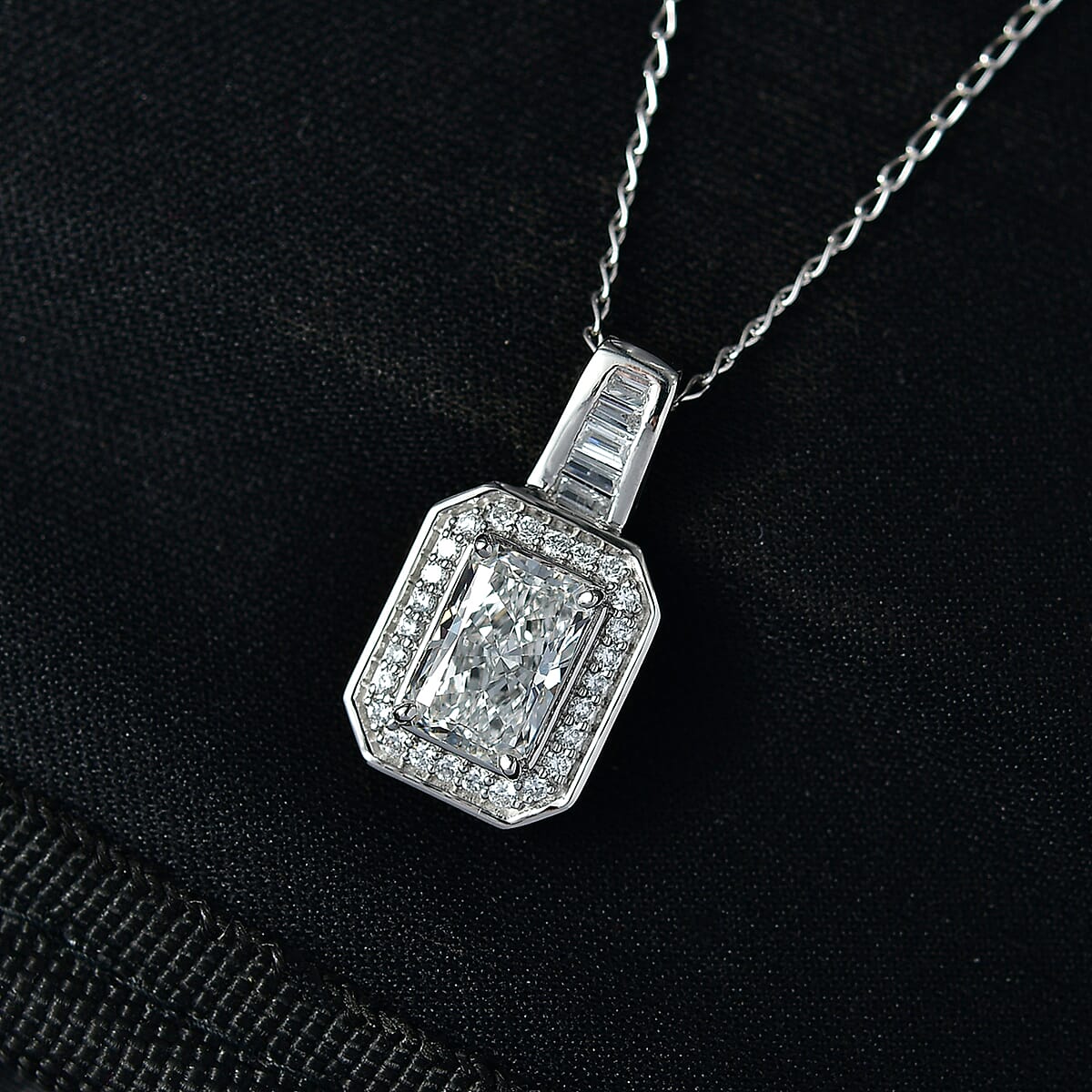 Luxuriant Lab Grown Diamond E-F VS 2.25 ctw Frame Glow Pendant Necklace in 950 Platinum 6.35 Grams 20 Inches image number 1