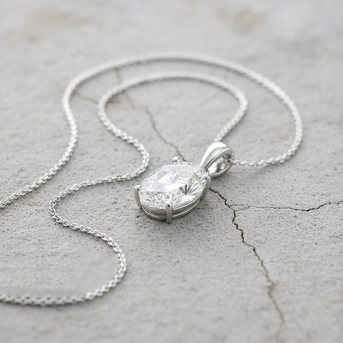 IGI Certified  Luxuriant Lab Grown Diamond Solitaire Pendant Necklace in 950 Platinum 5.00 ctw (20 Inches) (E-F, VS) image number 1