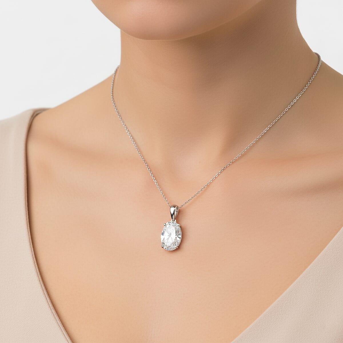 IGI Certified  Luxuriant Lab Grown Diamond Solitaire Pendant Necklace in 950 Platinum 5.00 ctw (20 Inches) (E-F, VS) image number 2