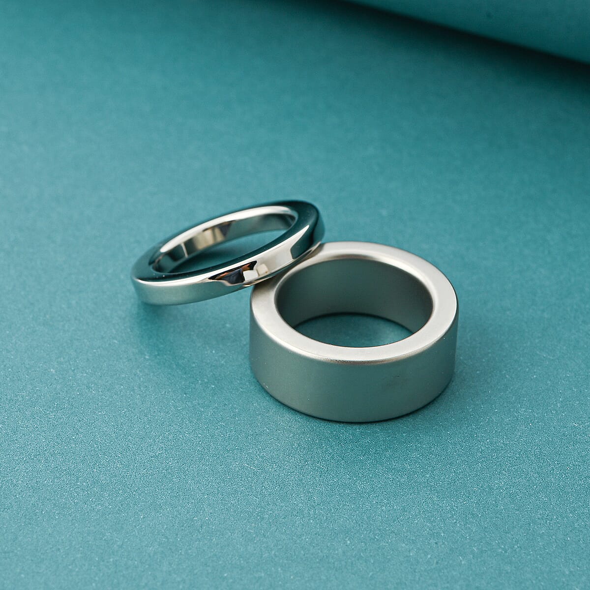 Calvin Klein Set of 2 Satisfaction Ring in Stainless Steel (Size 6) image number 1