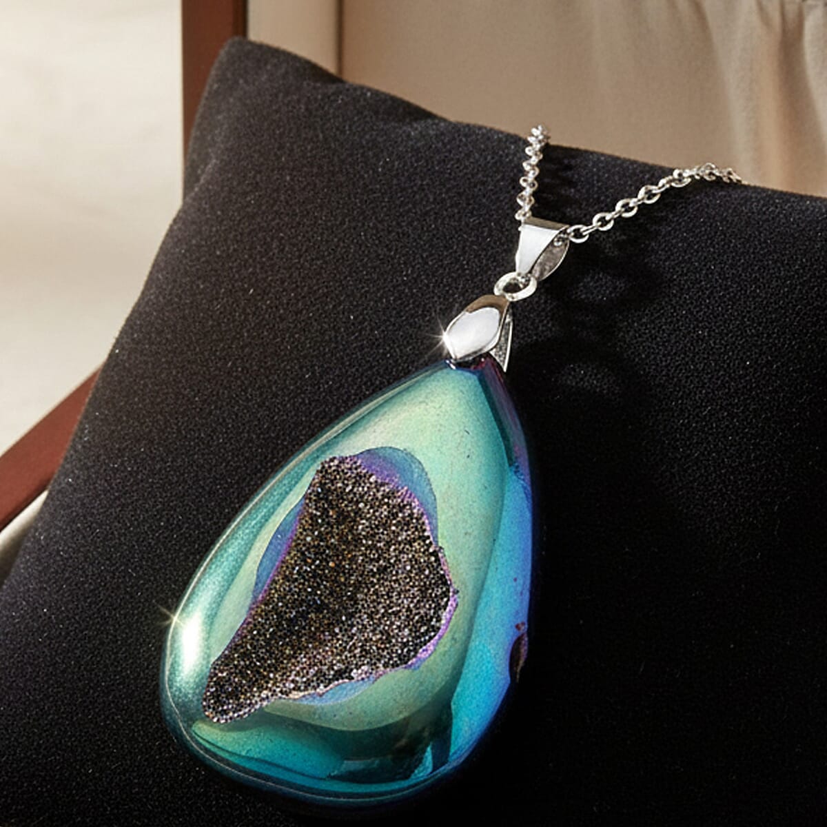 Green Mystic Druzy Quartz 70.00 ctw Pendant in Silvertone with Stainless Steel Necklace 20-22 Inches image number 1