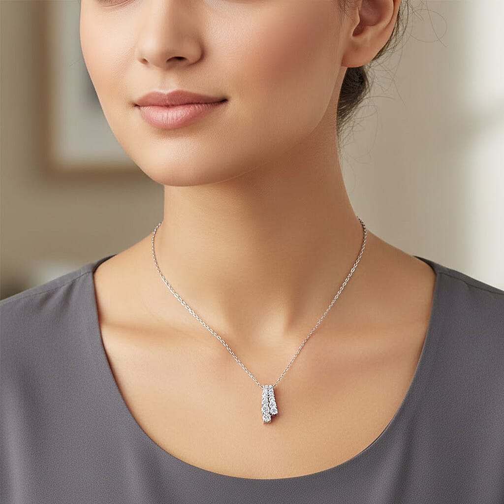 NY Closeout Diamond F VS 0.76 ctw Pendant Necklace 16-18 Inches in 14K White Gold 