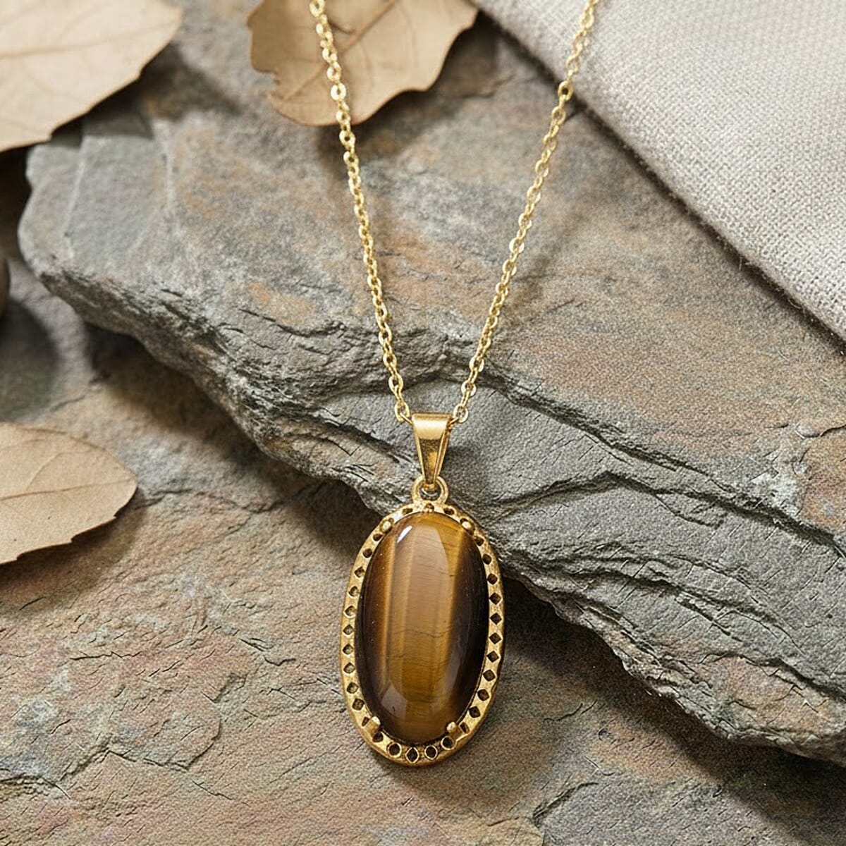 Tigers Eye 25.00 ctw Pendant Necklace (20 Inches) in Goldtone image number 1