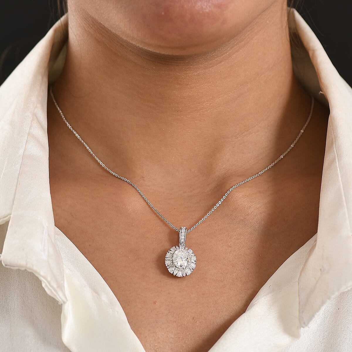 D'Joy Moissanite 2.85 ctw Sparkburst Pendant Necklace in Rhodium Over Sterling Silver 20 Inches  image number 2