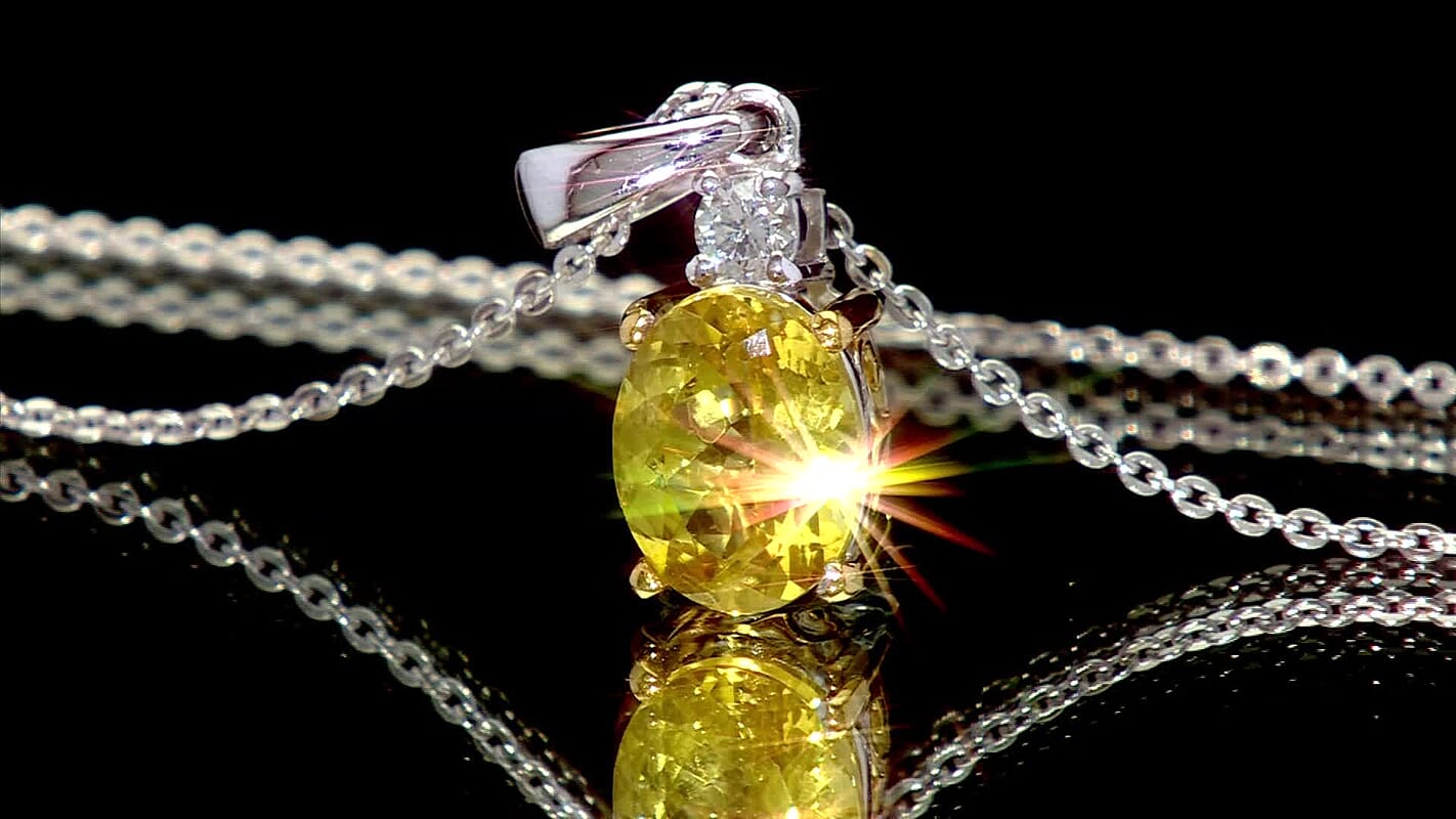 Premium Golden Apatite and Luxuriant Lab Grown Diamond G-H SI 2.10 ctw Golden Focus Pendant Necklace in 18K Vermeil YG and Rhodium Over Sterling Silver 20 Inches