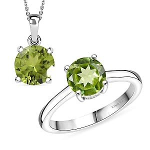 D'Joy Hebei Peridot 2.60 ctw Ring (Size 5.0) and Pendant Necklace 20 Inches in Rhodium Over Sterling Silver