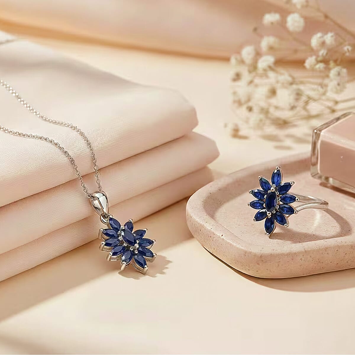 D'Joy Masoala&nbsp;Sapphire&nbsp;(D) 2 5.0), 2.90 ctw Ring (Size 5.0) and Pendant Necklace 20 Inches in Rhodium Over Sterling Silver (Del. In 10-12 Days) image number 4