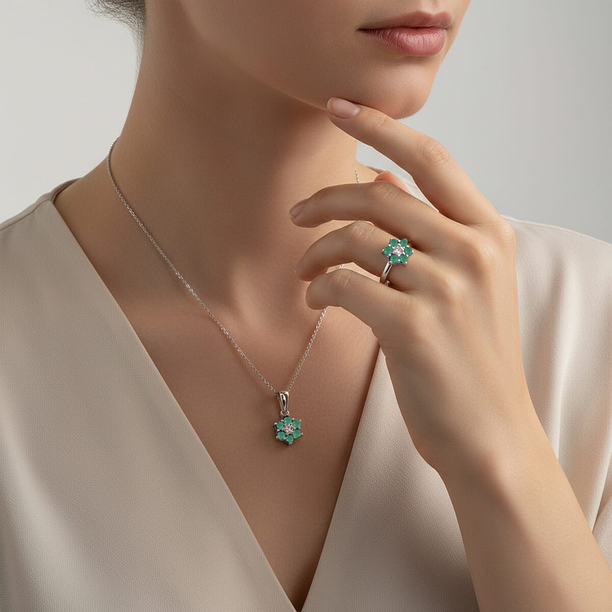 D'Joy Socoto Emerald and White Zircon 0.80 ctw Ring (Size 9.0) and Pendant Necklace 20 Inches in Rhodium Over Sterling Silver image number 2