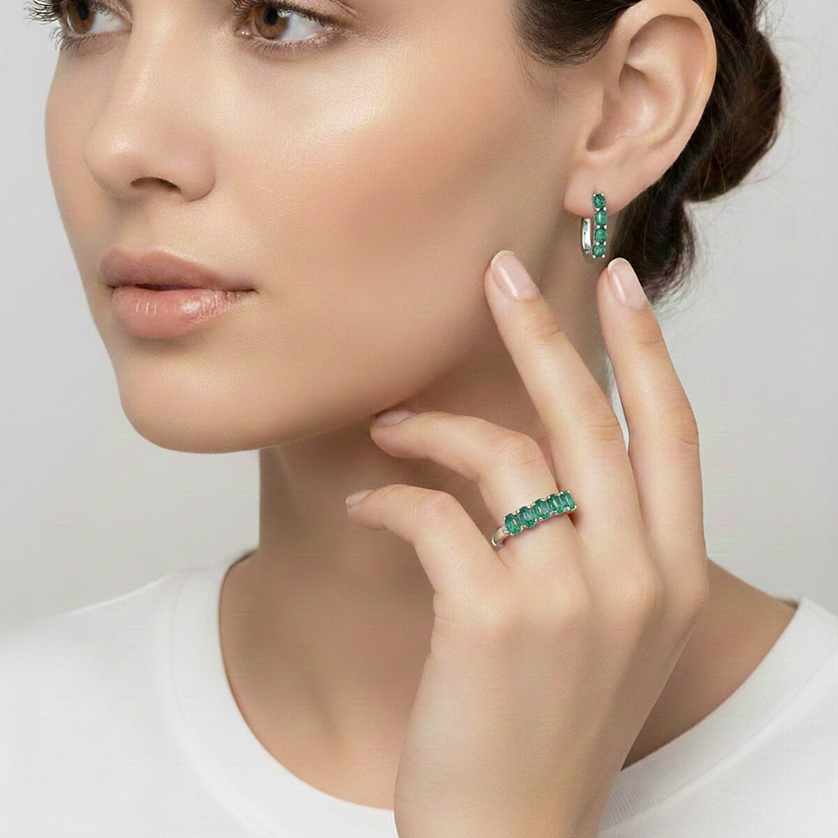 D'Joy Socoto Emerald, White Zircon 2.15 ctw Band Ring (Size 9.0) and Earrings in Rhodium Over Sterling Silver image number 2